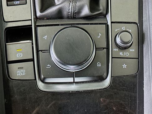 Used 2024 MAZDA MAZDA3 s AWD/4WD image 25