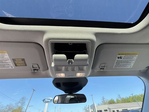 Used 2022 Ford Escape SEL AWD/4WD image 25