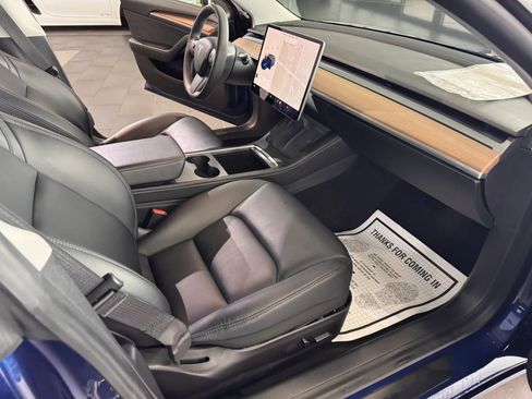 Used 2021 Tesla Model 3 Long Range image 12