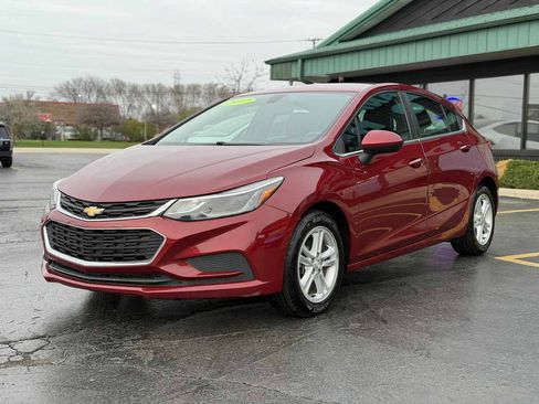 Used 2017 Chevrolet Cruze LT FWD image 5