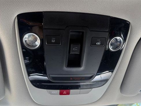 Used 2025 Kia Sorento S w/ Panoramic Sunroof Package AWD/4WD image 33