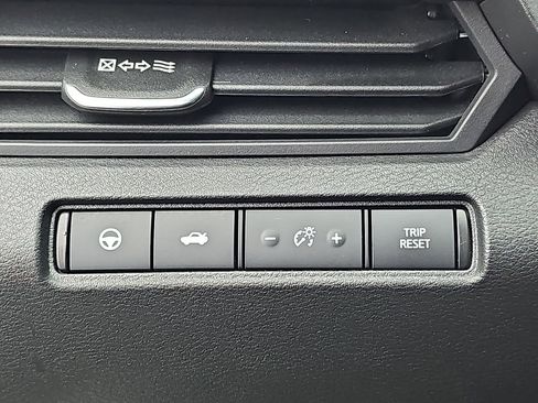 Used 2023 Nissan Altima 2.5 SL image 30