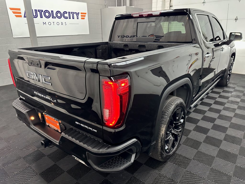 Used 2023 GMC Sierra 1500 Denali Ultimate AWD/4WD image 9