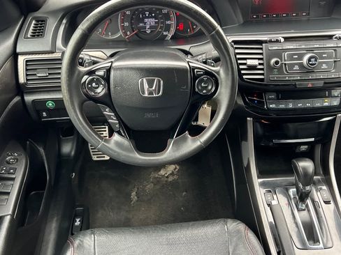 Used 2017 Honda Accord Sport Special Edition image 15