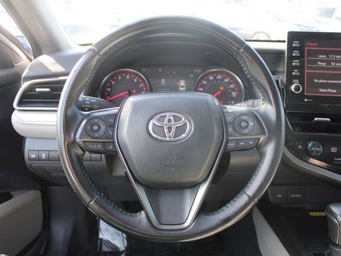 Used 2023 Toyota Camry XSE FWD image 4