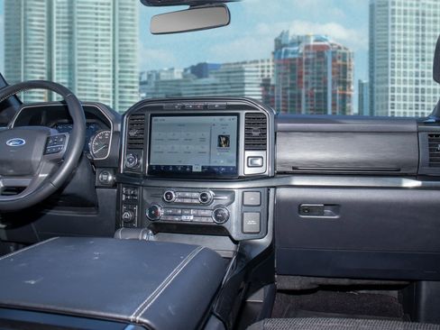 Used 2022 Ford F150 XLT w/ Equipment Group 302A High image 9