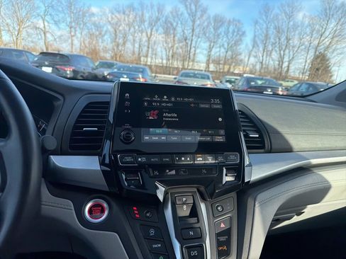 Certified 2023 Honda Odyssey EX-L image 15