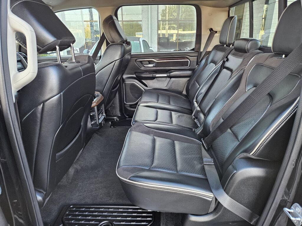 Used 2022 RAM 1500 Laramie AWD/4WD image 14
