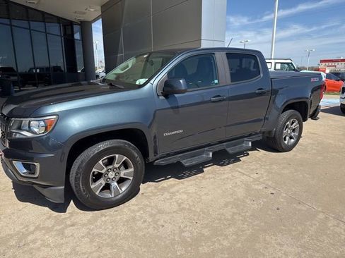 Used 2020 Chevrolet Colorado Z71 image 1