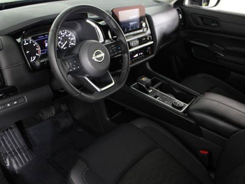 Certified 2025 Nissan Pathfinder SV AWD/4WD image 20