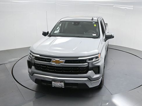 Used 2024 Chevrolet Silverado 1500 LT w/ Convenience Package II image 39
