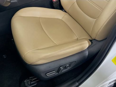 Certified 2025 Toyota RAV4 XLE Premium FWD image 22