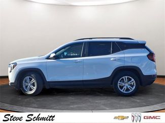 Certified 2022 GMC Terrain SLE w/ Driver Convenience Package video 2