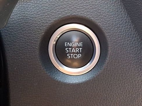 Used 2024 Toyota Corolla SE FWD image 25