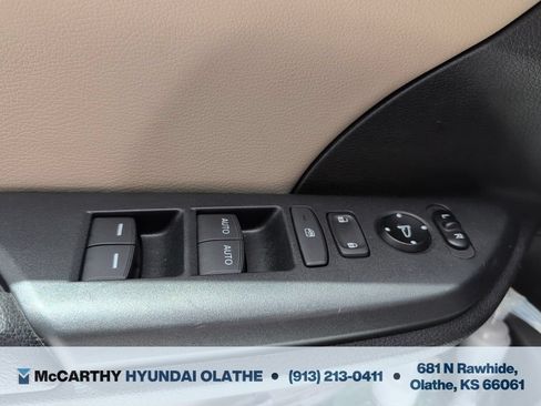 Used 2017 Honda Civic EX-L image 18