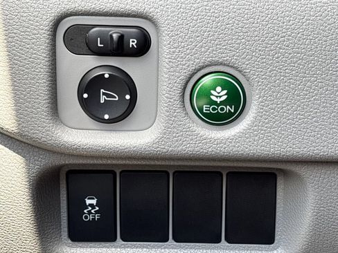 Used 2016 Honda Pilot LX image 20