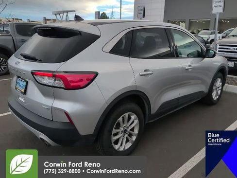 Used 2020 Ford Escape SE image 5