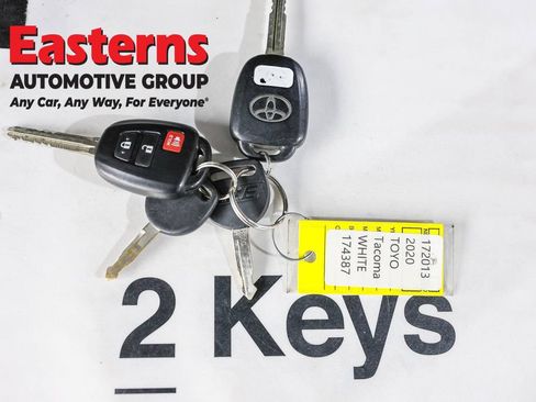 Used 2020 Toyota Tacoma SR w/ SR Convenience Package RWD image 22