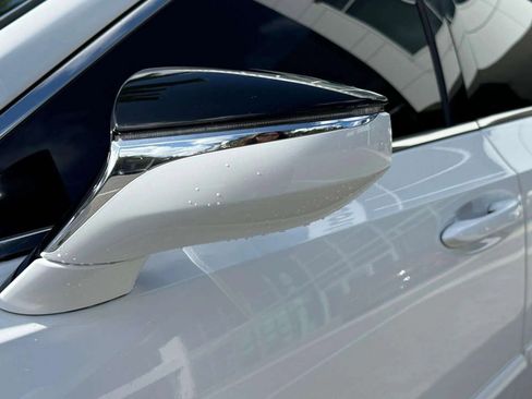 Used 2022 Lexus ES 350 F Sport w/ Accessory Package image 19