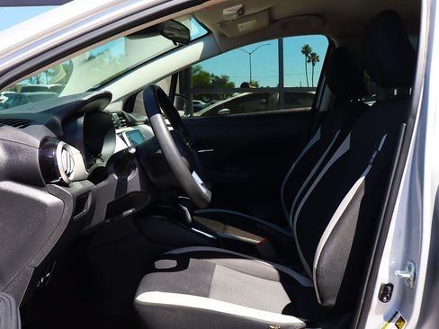 Used 2021 Nissan Versa SV FWD image 36