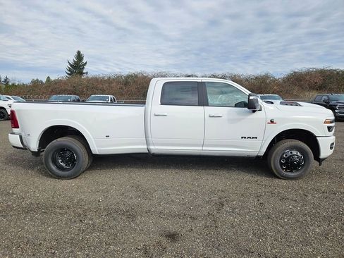 New 2026 RAM 3500 Limited image 8