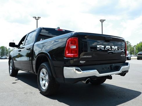 Certified 2025 RAM 1500 Big Horn AWD/4WD image 9