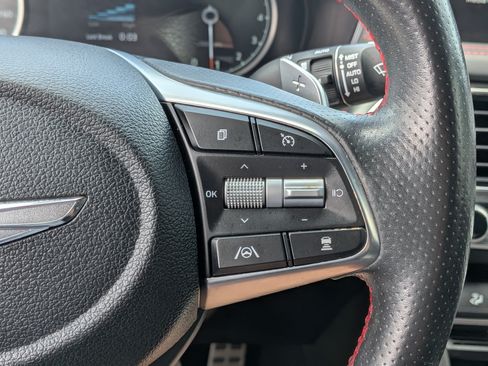 Used 2023 Genesis G70 2.0T w/ Sport Prestige Package RWD image 26