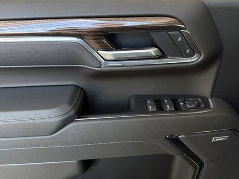 New 2026 Chevrolet Silverado 1500 LT Trail Boss w/ LT Trail Boss Premium Package AWD/4WD image 11