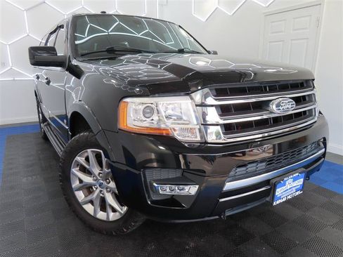 Used 2016 Ford Expedition Limited AWD/4WD image 2