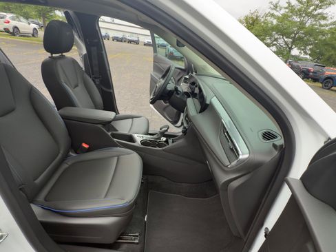 Used 2025 Buick Encore GX Sport Touring w/ Experience Buick Package image 11