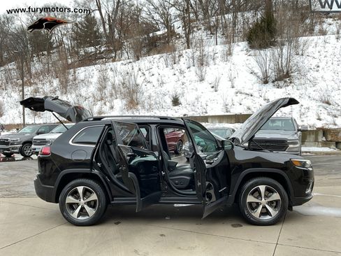 Used 2022 Jeep Cherokee Limited image 36