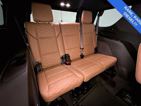 Used 2021 Cadillac Escalade Sport w/ Driver Assist Tech Package image 38