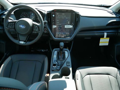 New 2025 Subaru Crosstrek 2.5i Limited w/ Popular Package #3A image 7