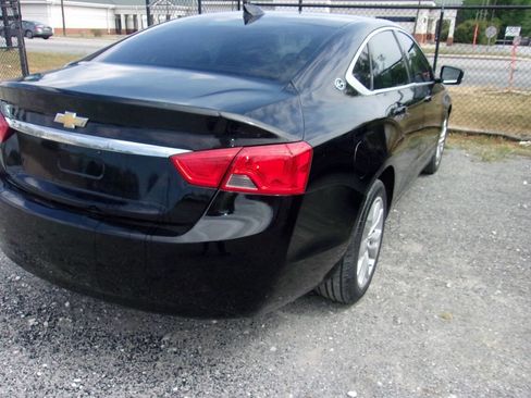 Used 2017 Chevrolet Impala LT image 15
