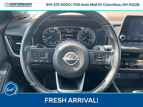 Used 2022 Nissan Rogue S FWD image 19