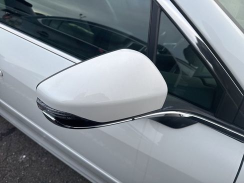 Certified 2022 Subaru Legacy Limited image 7