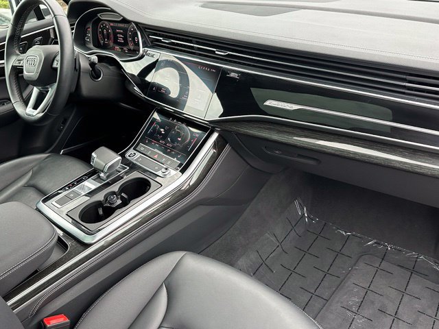 Used 2025 Audi Q7 3.0T Premium Plus AWD/4WD image 9