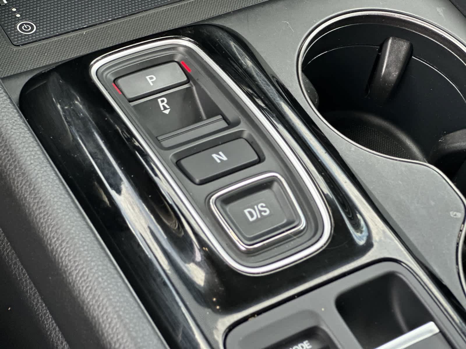 Used 2025 Honda Pilot EX-L image 2