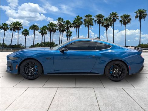 Used 2024 Ford Mustang GT Premium w/ GT Performance Package RWD image 4
