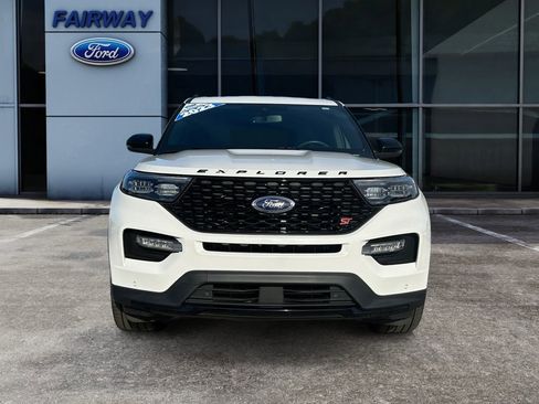 Used 2023 Ford Explorer ST w/ Equipment Group 401A image 2
