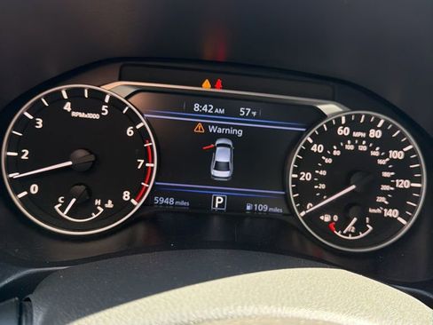 Used 2024 Nissan Altima 2.5 SR AWD/4WD image 13