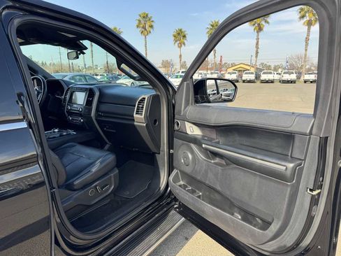 Used 2018 Ford Expedition Max XLT w/ Equipment Group 202A image 15