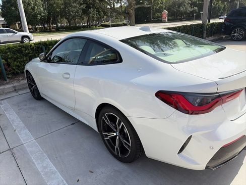Used 2022 BMW M440i Coupe w/ Premium Package RWD image 3