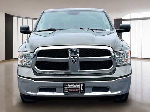 Used 2021 RAM 1500 Classic SLT AWD/4WD image 2