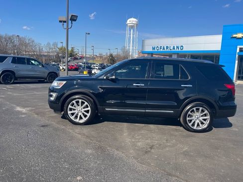 Used 2016 Ford Explorer Limited w/ Equipment Group 303A image 2