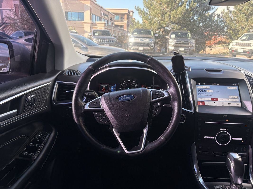 Used 2016 Ford Edge Titanium w/ Equipment Group 302A AWD/4WD image 32
