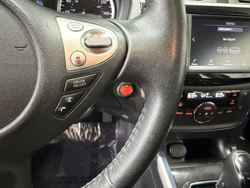 Used 2019 Nissan Sentra SR image 16