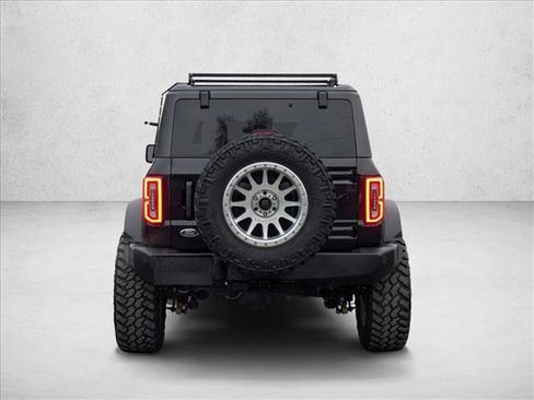 Used 2022 Ford Bronco Wildtrak image 7