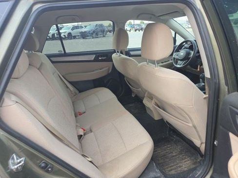 Used 2019 Subaru Outback 2.5i Premium AWD/4WD image 18