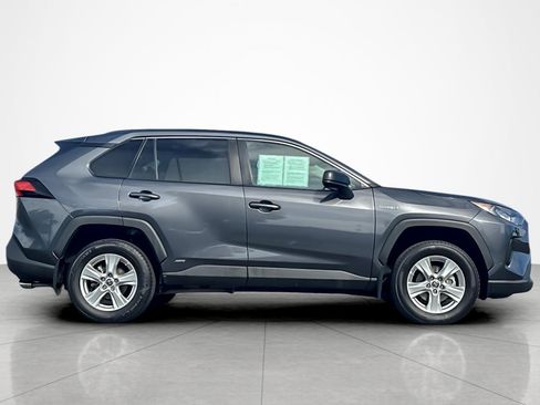 Certified 2021 Toyota RAV4 LE w/ Carpet Mat Package (TMS) AWD/4WD image 6